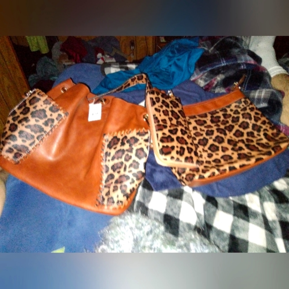 3 piece purse set...large purse with  matching smaller purse an matching wallet